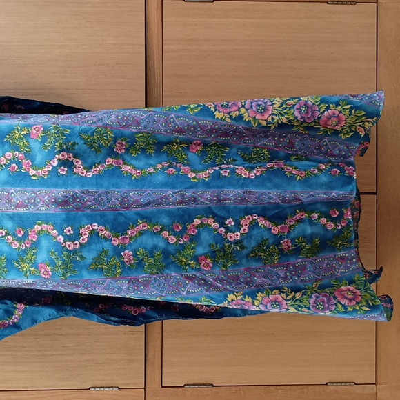 Winlar One Size Fits Most Royal Blue Floral Kaftan (Caftan) - Picture 5 of 10